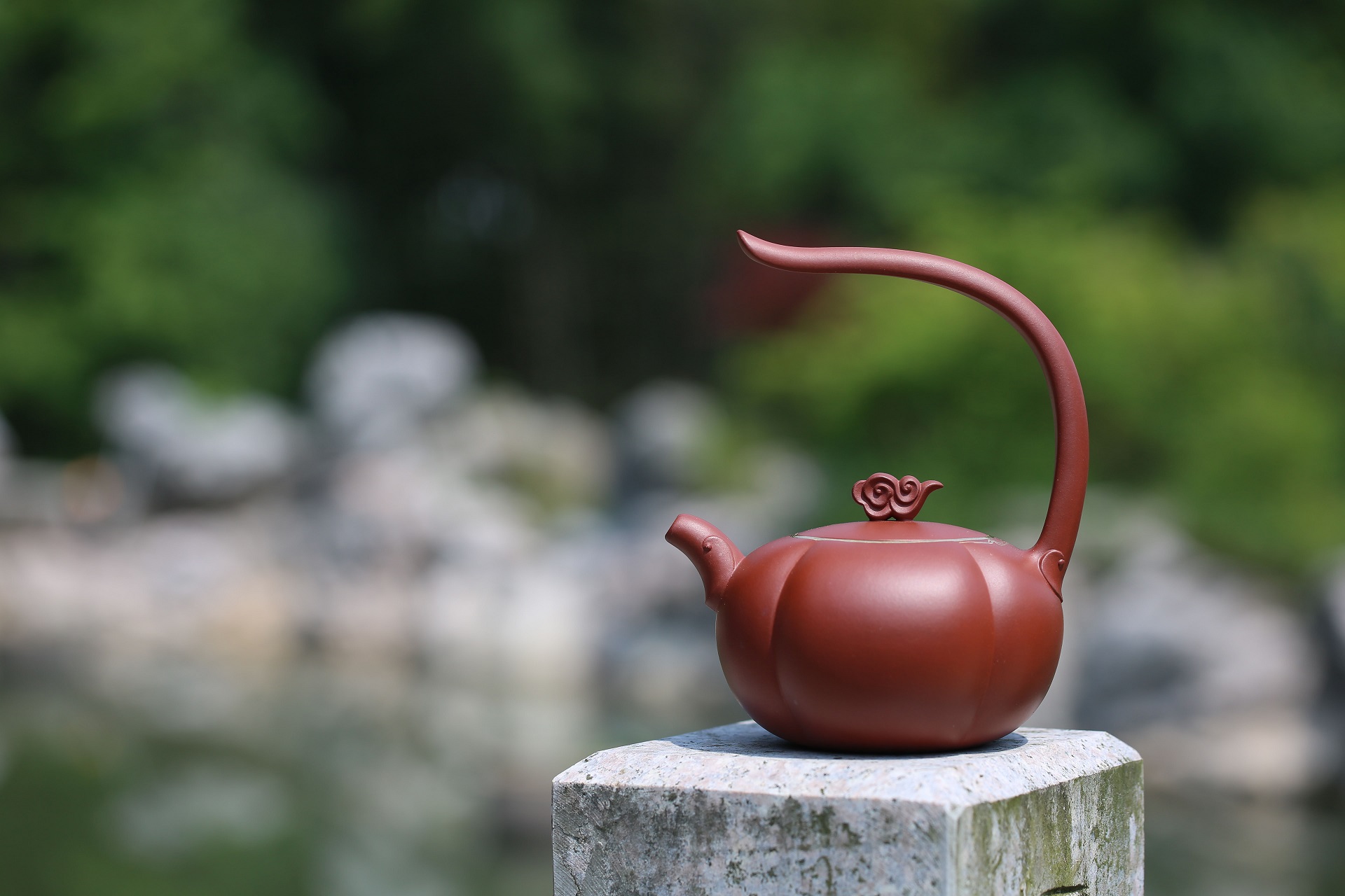 为了她的紫砂壶去宜兴,没想到迷上了她设计的工作室__紫砂之家